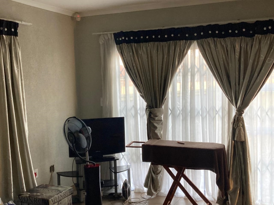 3 Bedroom Property for Sale in Tlhabane West North West